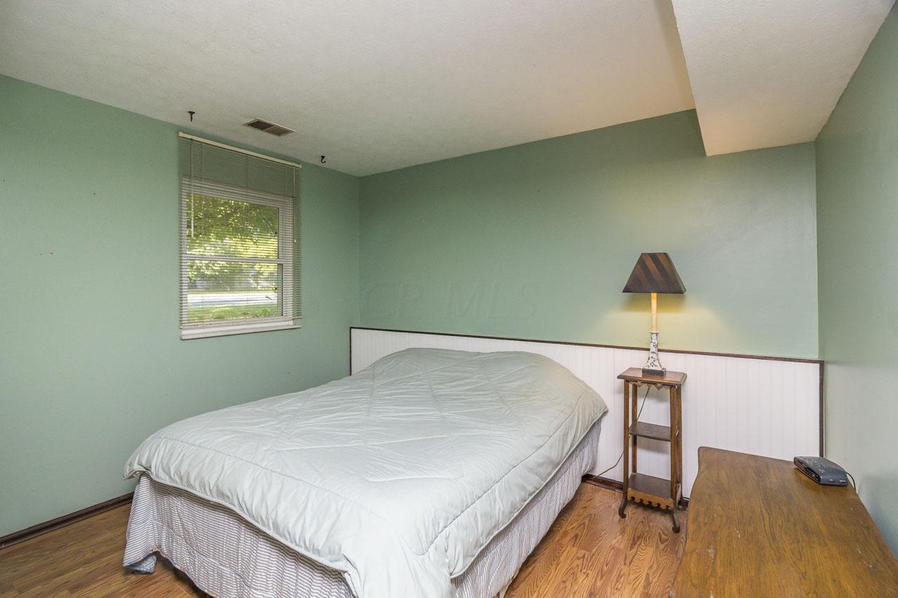 5756 Linworth Road Columbus, OH 43235 - Photo 16 of 24 Gallery Image 16
