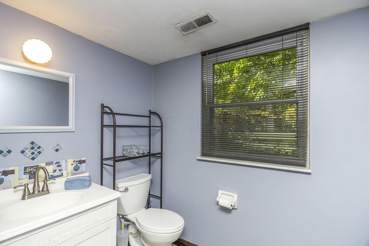 5756 Linworth Road Columbus, OH 43235 - Photo 19 of 24 Gallery Image 19