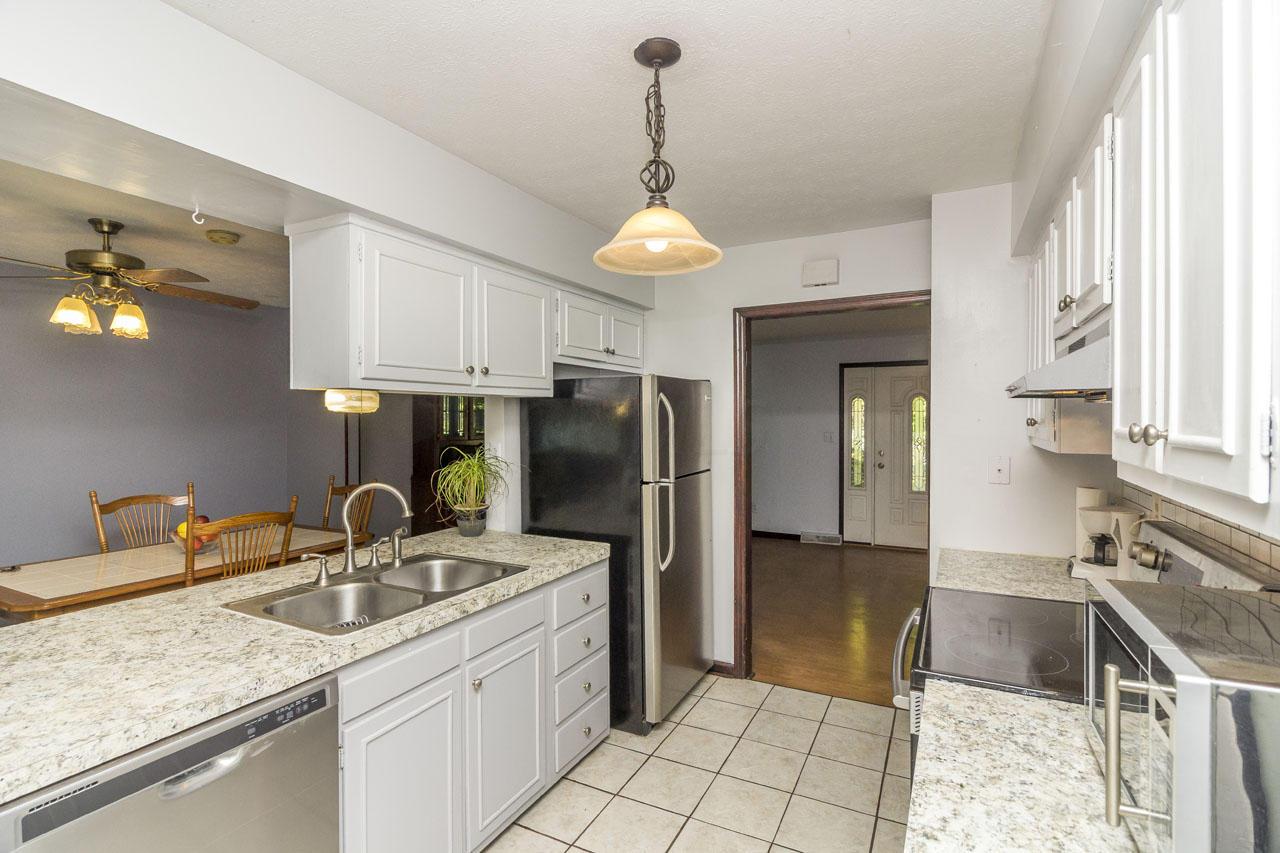 5756 Linworth Road Columbus, OH 43235 - Photo 8 of 24 Gallery Image 8