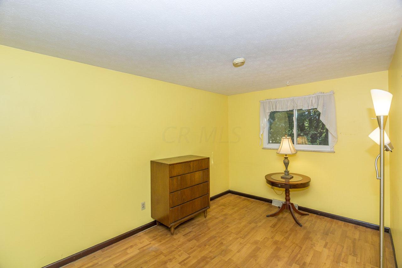 5756 Linworth Road Columbus, OH 43235 - Photo 9 of 24 Gallery Image 9