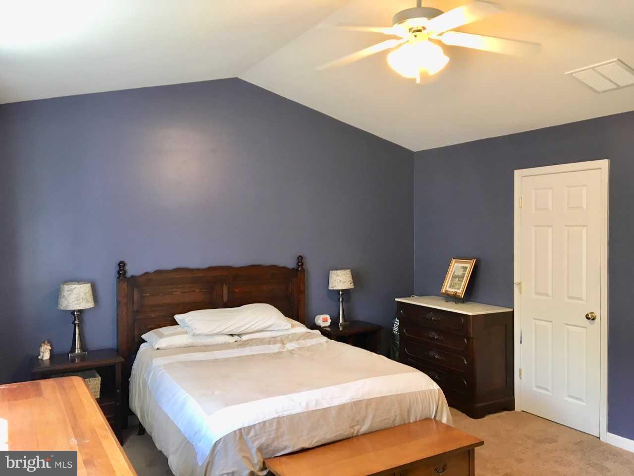 1301 Steamboat Road Shady Side, MD 20764 - Photo 15 of 26 Freshly painted and nice high ceilings in MBR
