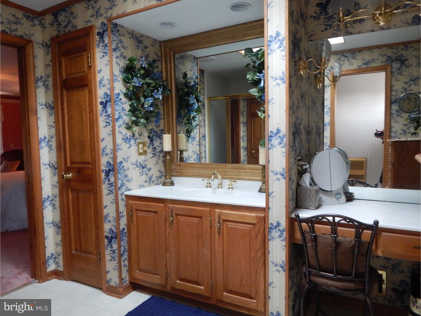 14 Dailey Drive Hamilton, NJ 08620 - Photo 17 of 22 Master Bathroom