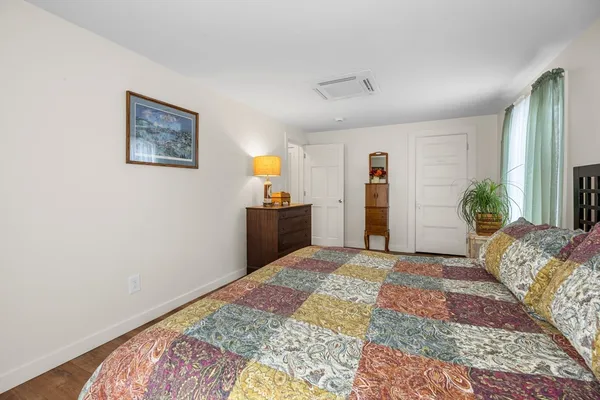 $699,900 | 16 Town Neck Road, Sandwich, MA 02563