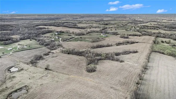 $780,000 | Cockriel Road, Edgerton, MO 64444
