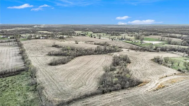 $750,000 | Cockriel Road, Edgerton, MO 64444