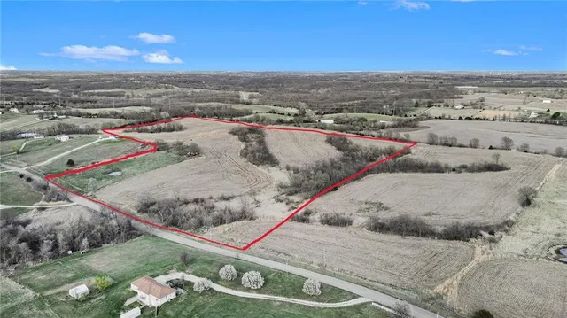 $750,000 | Cockriel Road, Edgerton, MO 64444
