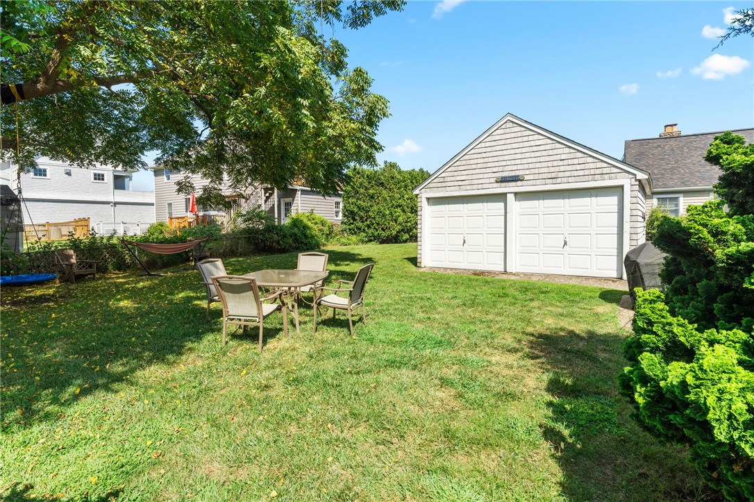 22 Namcook Road Narragansett, RI 02882 - Photo 38 of 47