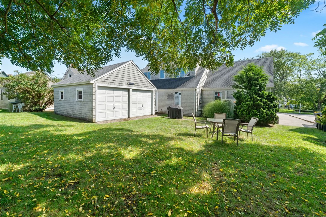 22 Namcook Road Narragansett, RI 02882 - Photo 39 of 47