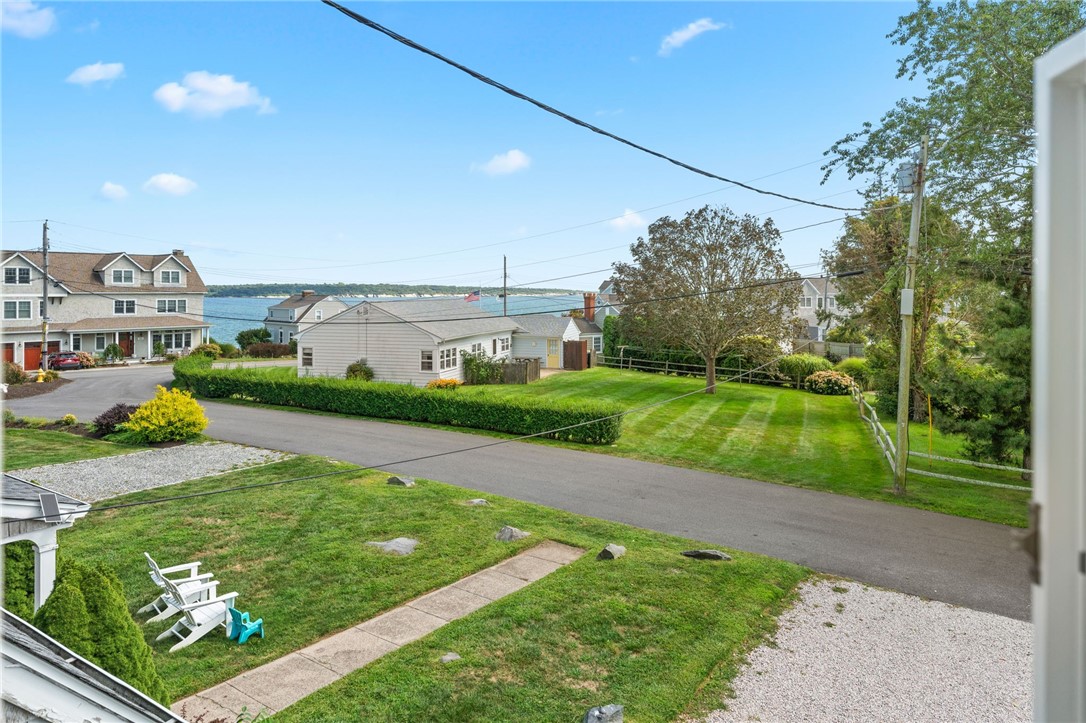 22 Namcook Road Narragansett, RI 02882 - Photo 4 of 47