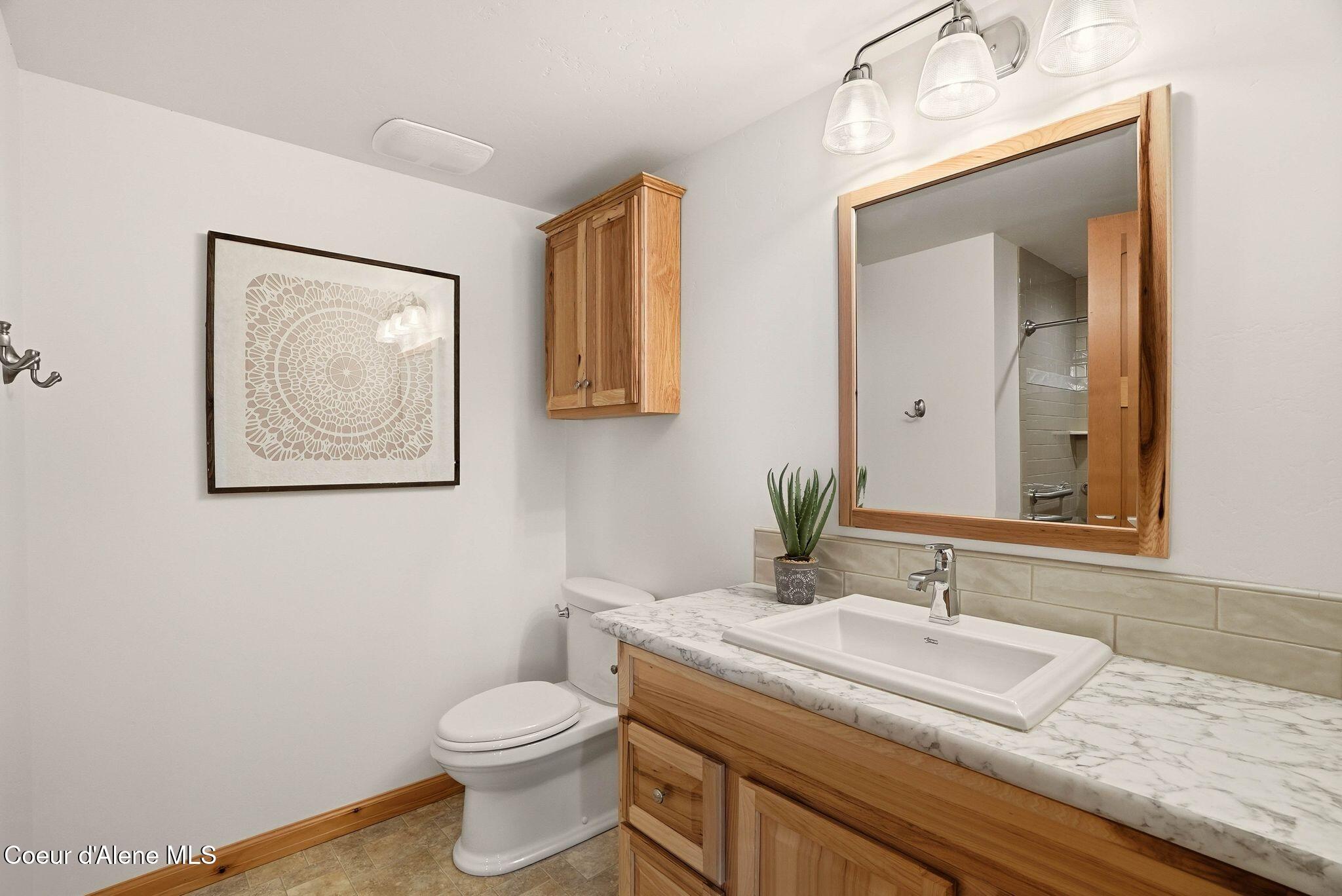 3291 South Eddyville Road Harrison, ID 83833 - Photo 25 of 33 Inside-Media-Eddyville-44