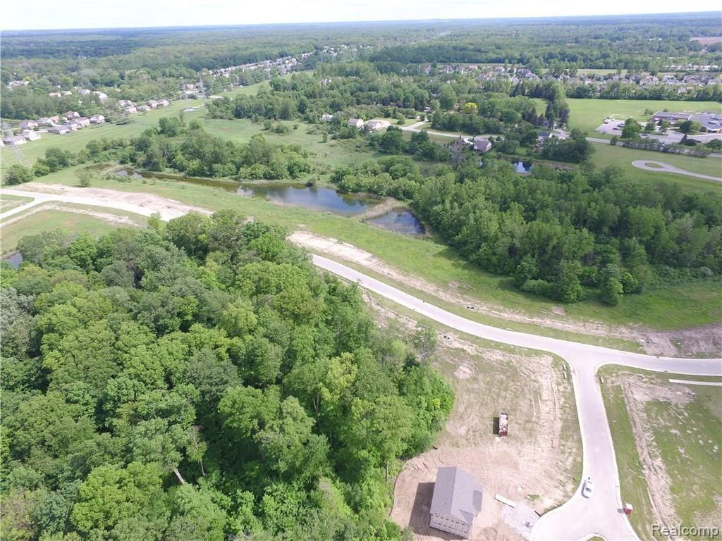 42826 Colonial Road Belleville, MI 48111 - Photo 27 of 33 DJI_0081.JPG