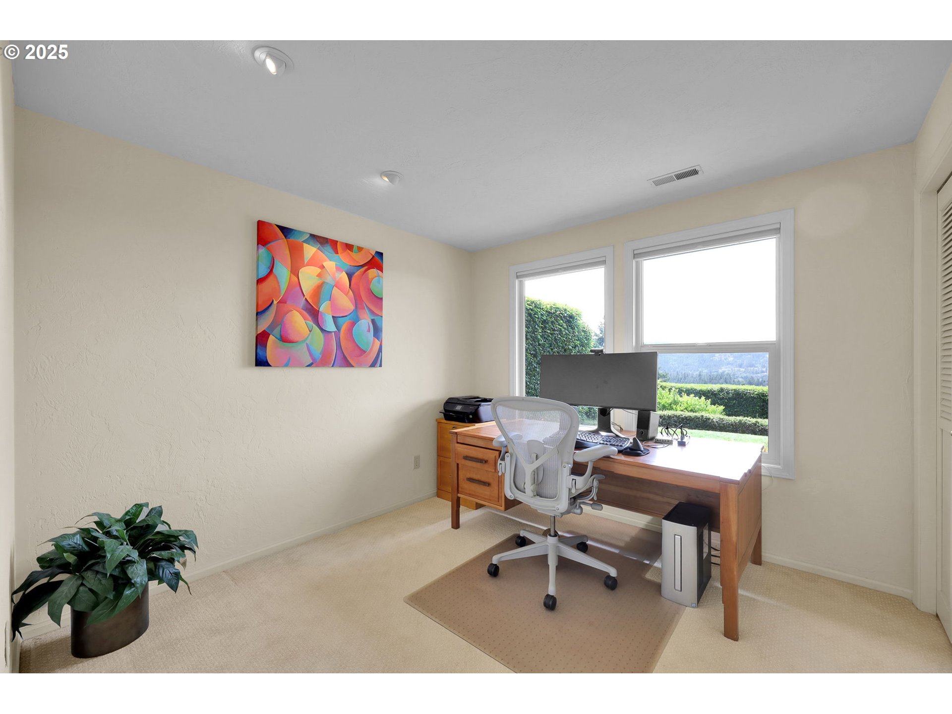 3980 North Shasta Loop Eugene, OR 97405 - Photo 30 of 46