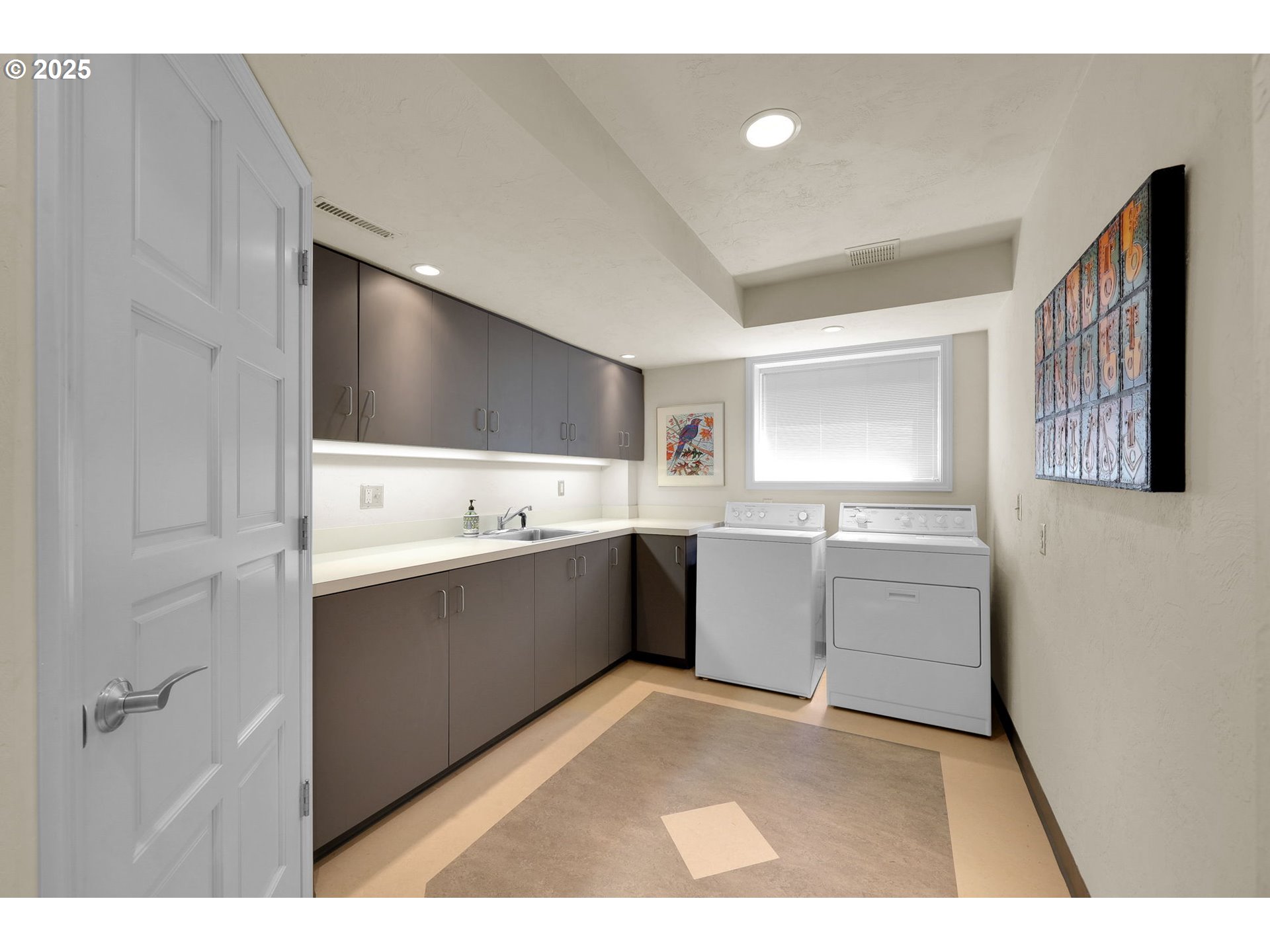 3980 North Shasta Loop Eugene, OR 97405 - Photo 33 of 46