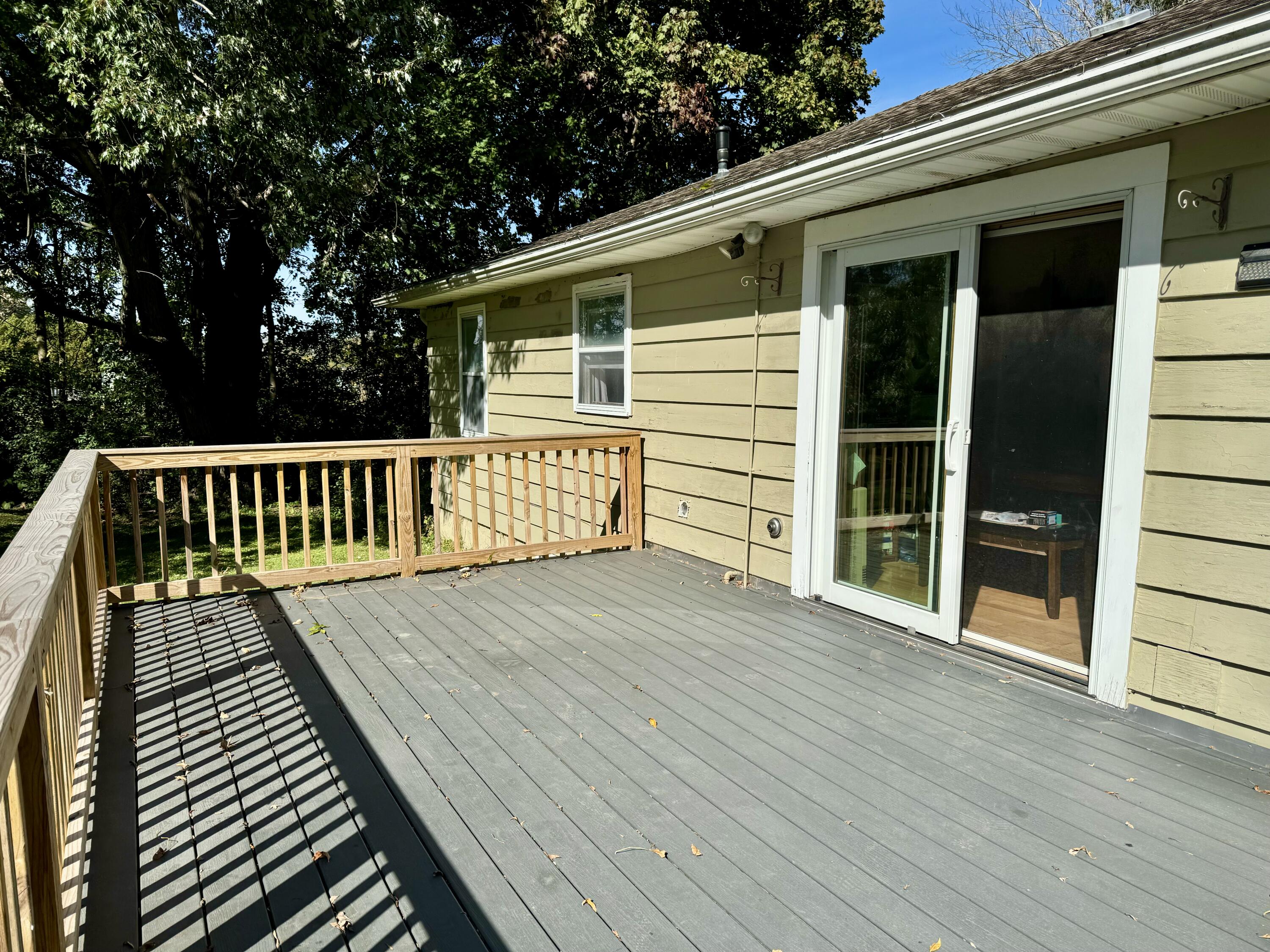 1275 Cumberland Head Road Plattsburgh, NY 12901 - Photo 17 of 21 Gallery Image 17