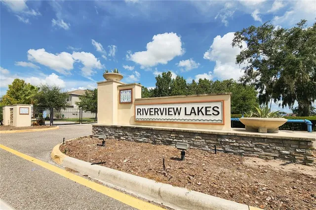 $2,300 | 10687 Lake Montauk Drive, Riverview, FL 33578