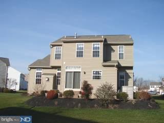 29 Brookside Court Spring City, PA 19475 - Photo 2 of 6