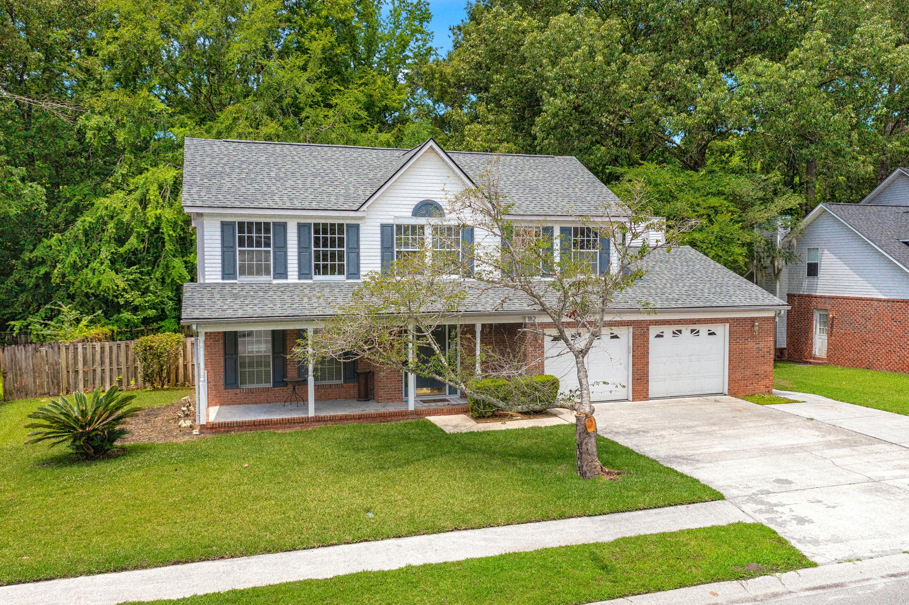 182 Winding Rock
