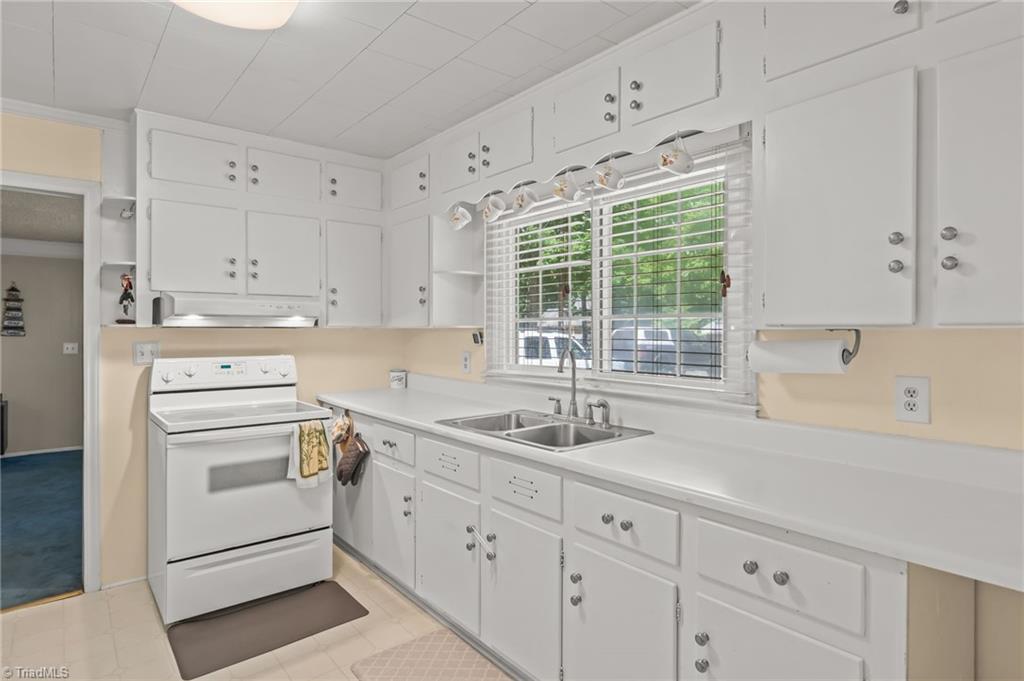 600 Providence Church Road Randleman, NC 27317 - Photo 8 of 46 Gallery Image 8