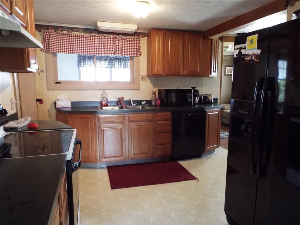 6 North Mitchell Road West Middlesex, PA 16159 - Photo 8 of 17 Gallery Image 8