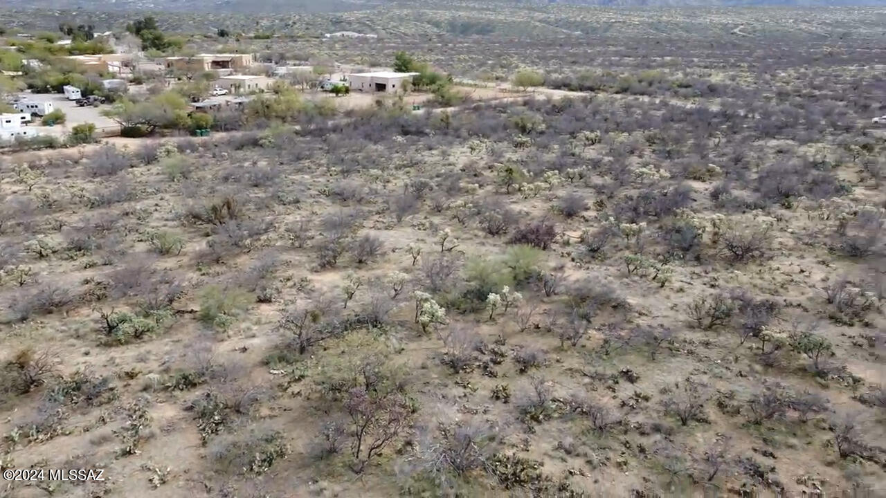 3691 East Rollins Road Tucson, AZ 85739 - Photo 9 of 12