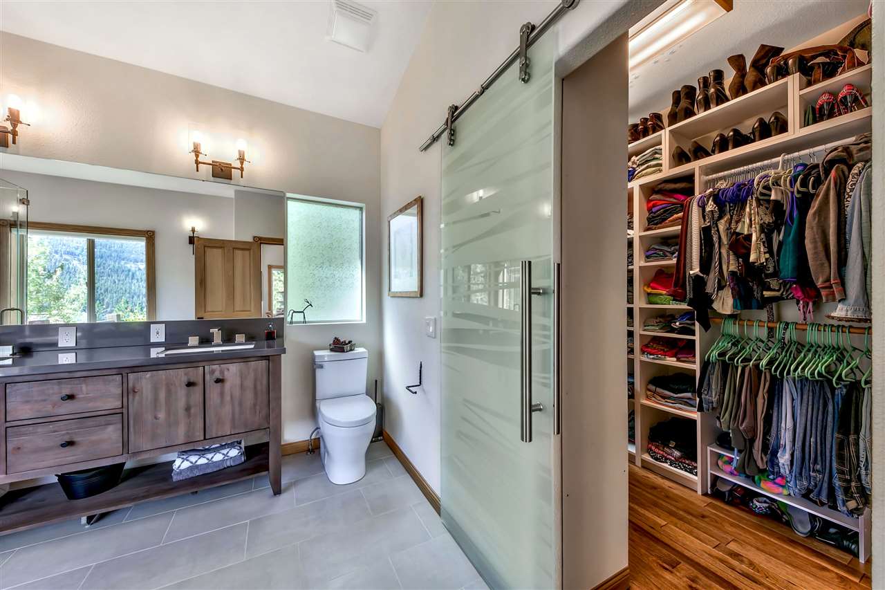 16313 Cinnamon Ridge Place Truckee, CA 96161 - Photo 10 of 10 a walk in closet and a bathroom
