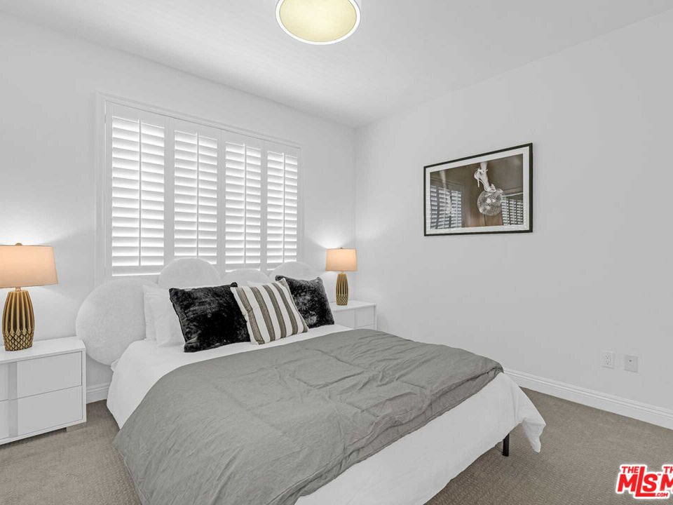 143 North Arnaz Drive, Unit 304 Beverly Hills, CA 90211 - Photo 26 of 39