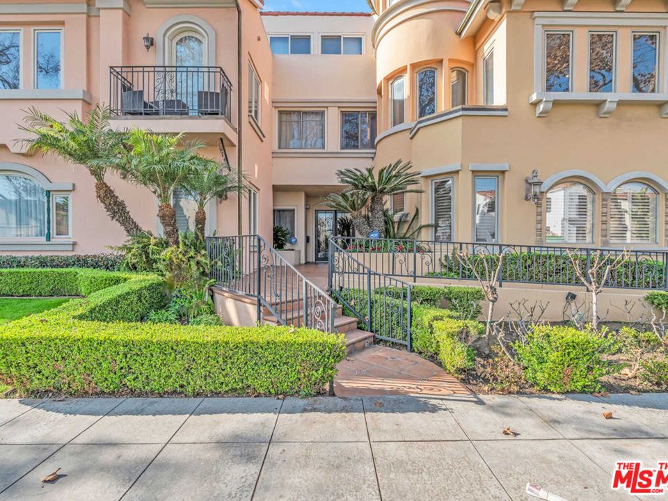 143 North Arnaz Drive, Unit 304 Beverly Hills, CA 90211 - Photo 39 of 39