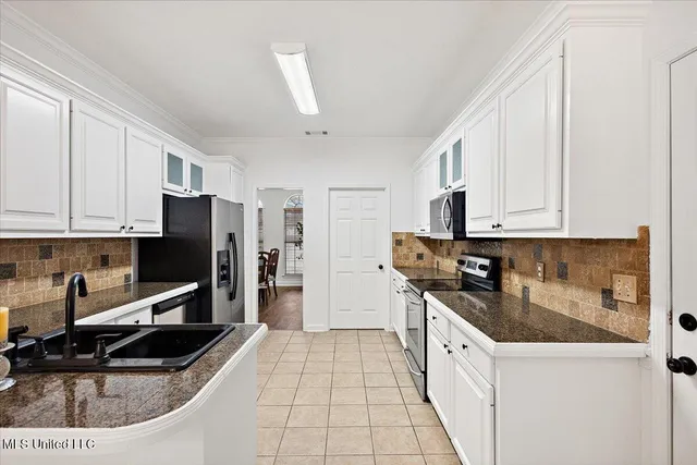 $389,999 | 1006 Riverchase N Drive, Brandon, MS 39047