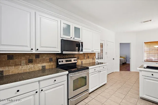 $389,999 | 1006 Riverchase N Drive, Brandon, MS 39047