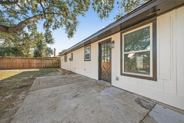 $2,100 | 11434 Loyola Drive, Cypress, TX 77429