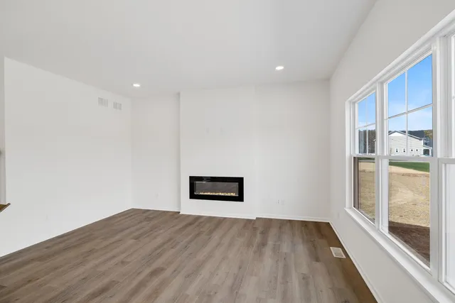 $399,993 | 7752 East 118th Place, Crown Point, IN 46307