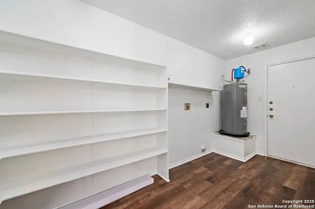 $1,995 | 6322 Donely Place, San Antonio, TX 78247