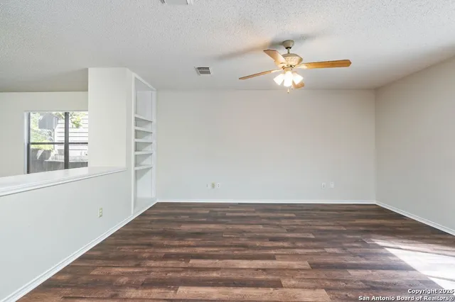 $1,995 | 6322 Donely Place, San Antonio, TX 78247
