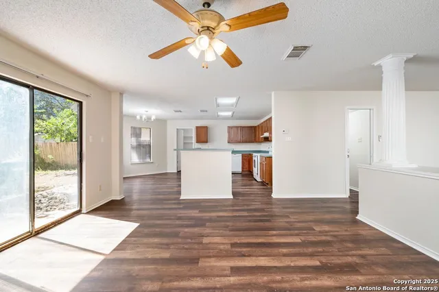 $1,995 | 6322 Donely Place, San Antonio, TX 78247