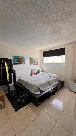 $2,100 | 1750 James Avenue, Unit 10E, Miami Beach, FL 33139