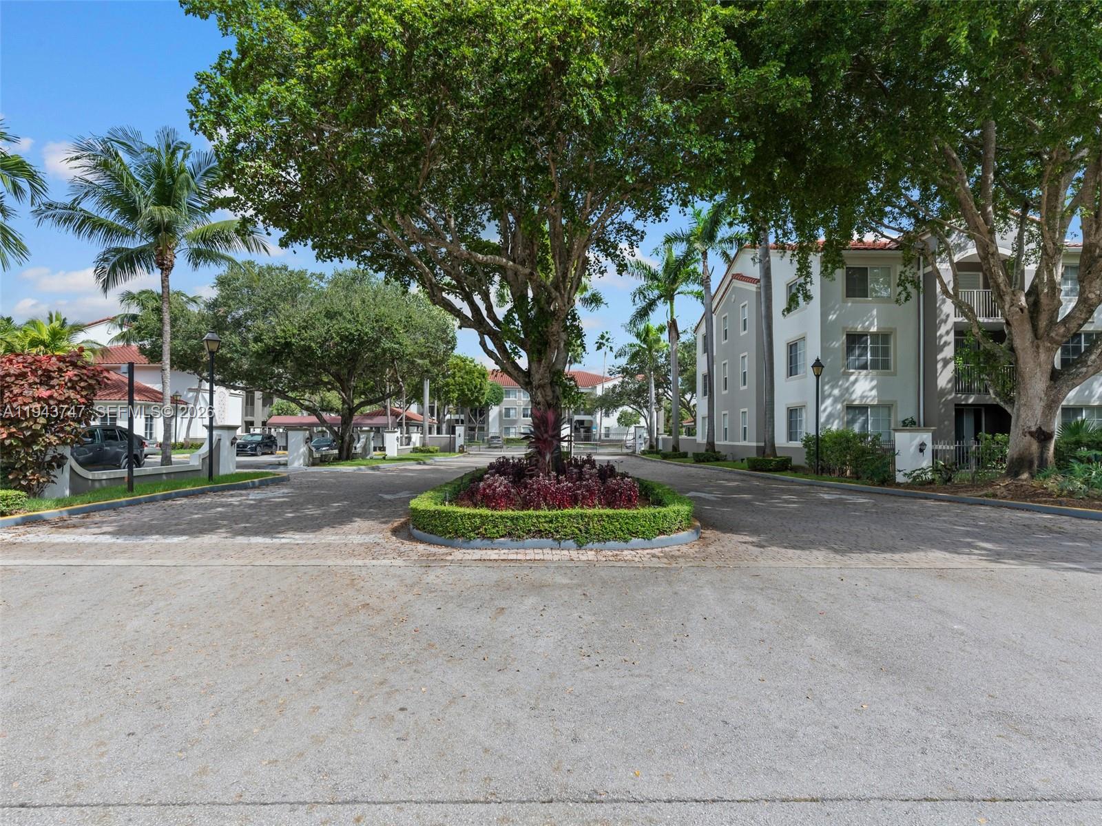 6861 Southwest 44th Street, Unit 304 Miami, FL 33155 - Photo 43 of 47