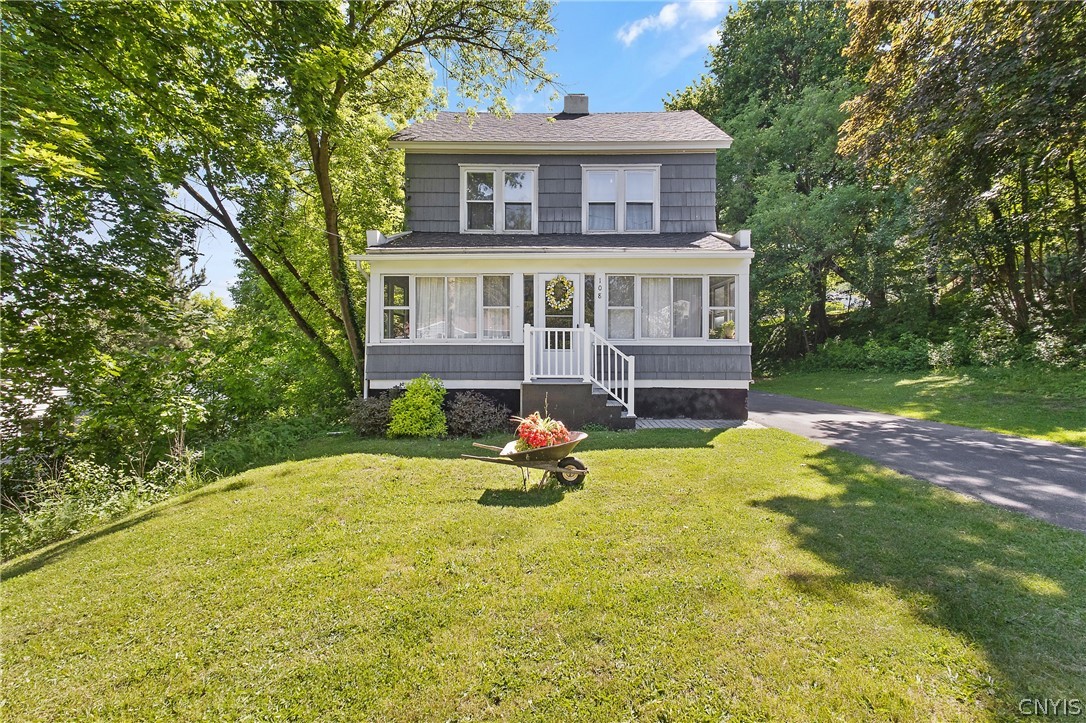 108 Huntington Road Syracuse, NY 13219 - Photo 2 of 39