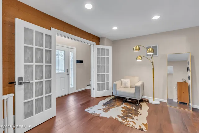 $879,900 | 28 Duchess Avenue, Middletown, NJ 07748