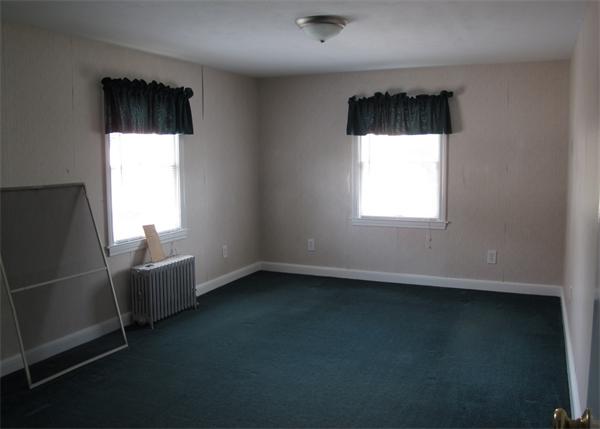 18 Bicknell Road Weymouth, MA 02191 - Photo 8 of 23 Gallery Image 8