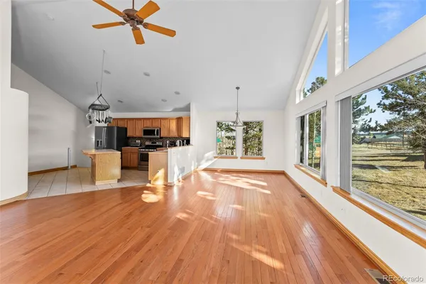 $749,900 | 162 Ridge Top Drive, Divide, CO 80814