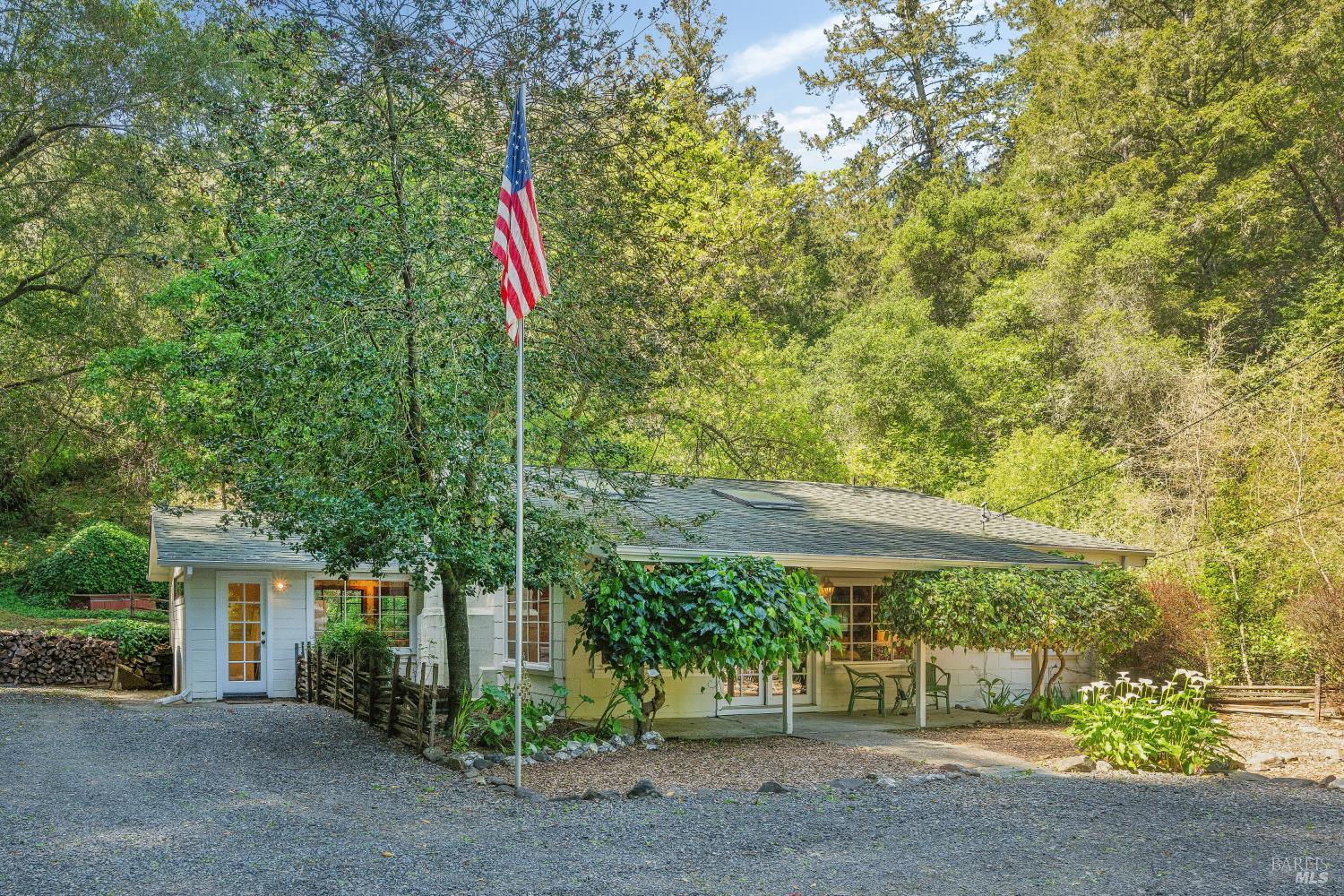 1311 West Dry Creek Road Healdsburg, CA 95448 - Photo 1 of 51