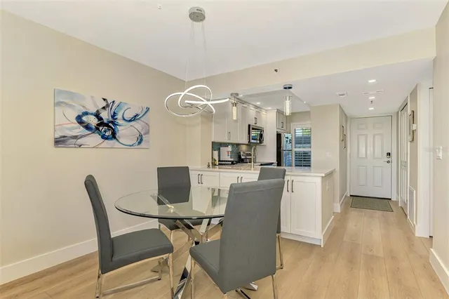 $6,000 | 917 Wexford Boulevard, Unit 917, Venice, FL 34293