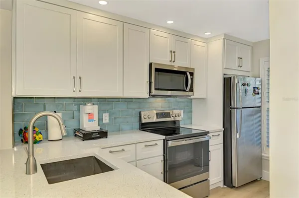 $6,000 | 917 Wexford Boulevard, Unit 917, Venice, FL 34293