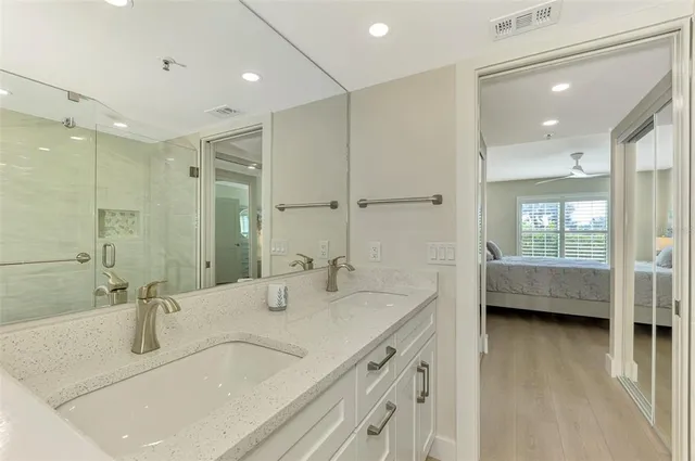 $6,000 | 917 Wexford Boulevard, Unit 917, Venice, FL 34293