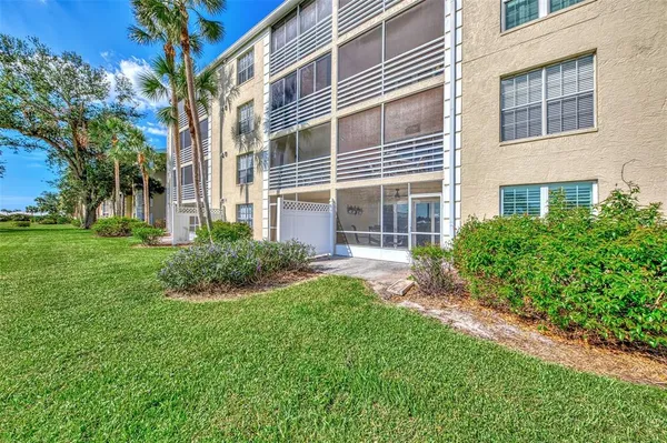 $6,000 | 917 Wexford Boulevard, Unit 917, Venice, FL 34293