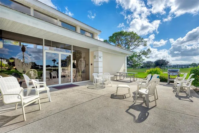 $6,000 | 917 Wexford Boulevard, Unit 917, Venice, FL 34293