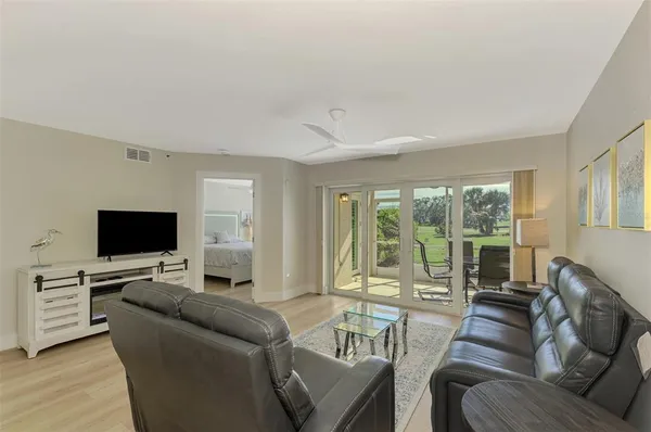 $6,000 | 917 Wexford Boulevard, Unit 917, Venice, FL 34293