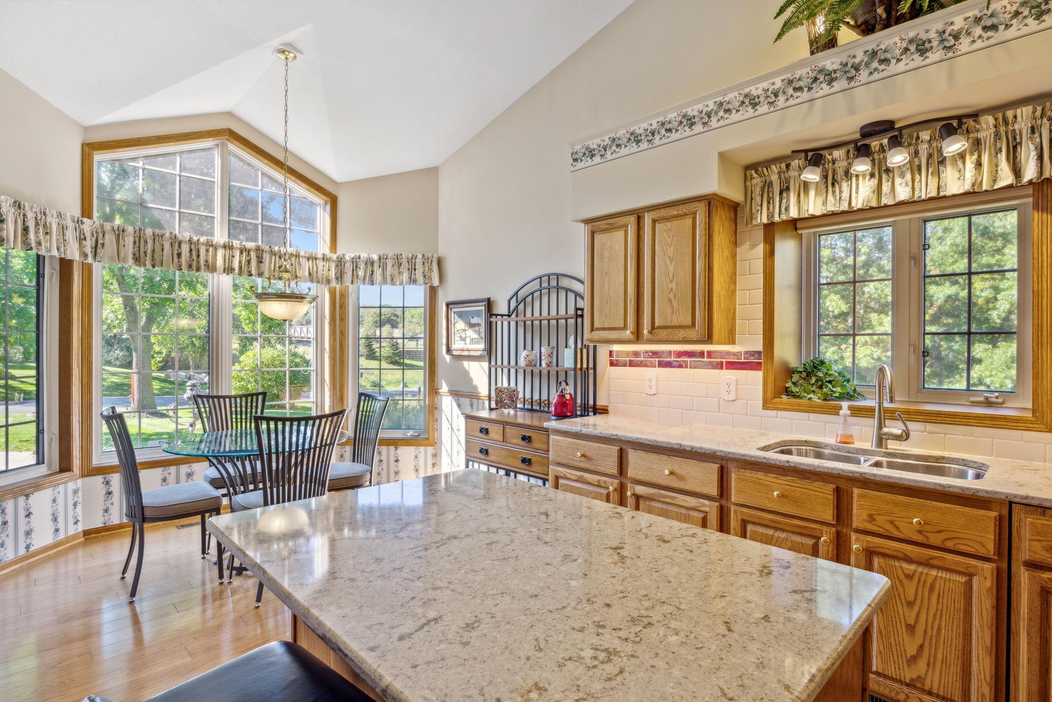 12891 Falcon Drive Apple Valley, MN 55124 - Photo 16 of 57