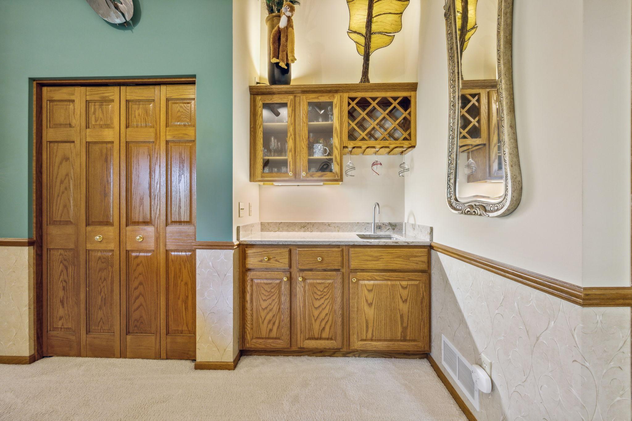 12891 Falcon Drive Apple Valley, MN 55124 - Photo 18 of 57