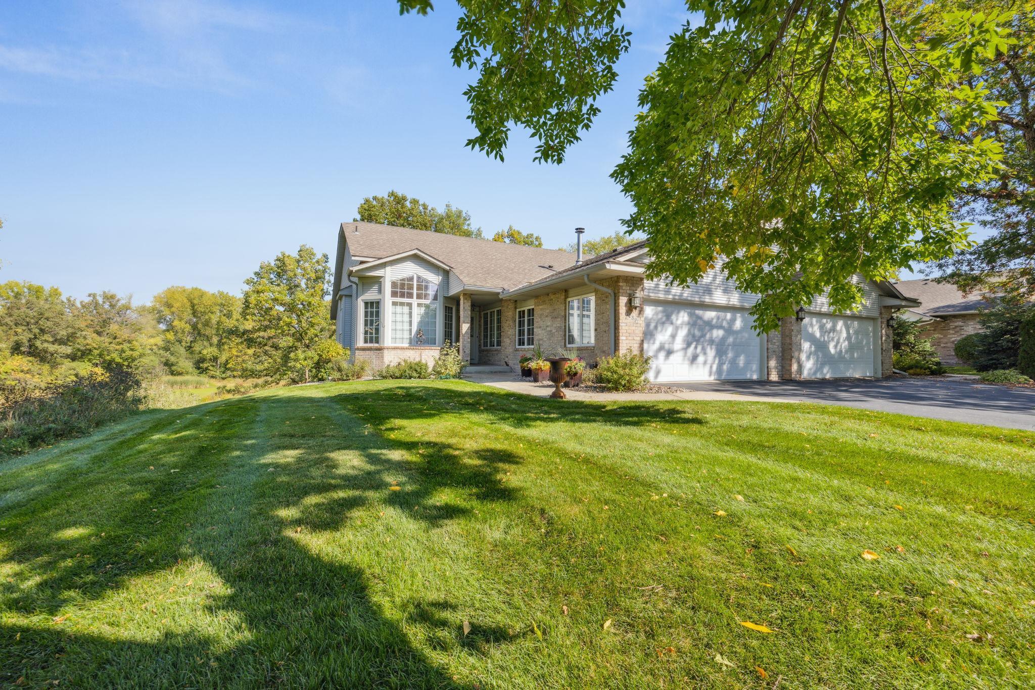 12891 Falcon Drive Apple Valley, MN 55124 - Photo 3 of 57